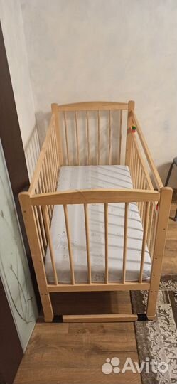 Детская кроватка