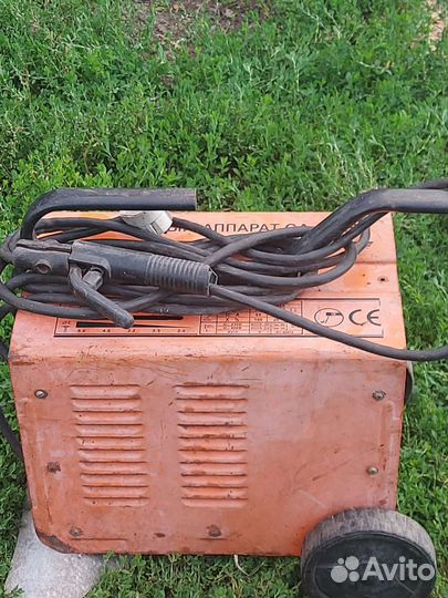 Сварочный аппарат б/у 220- 380 Вт