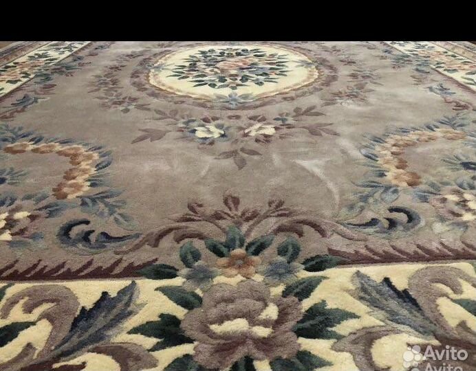 Ковер шерстяной