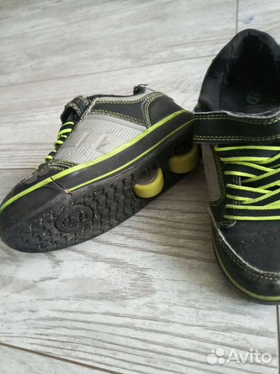 Ботинки на колесиках Heelys