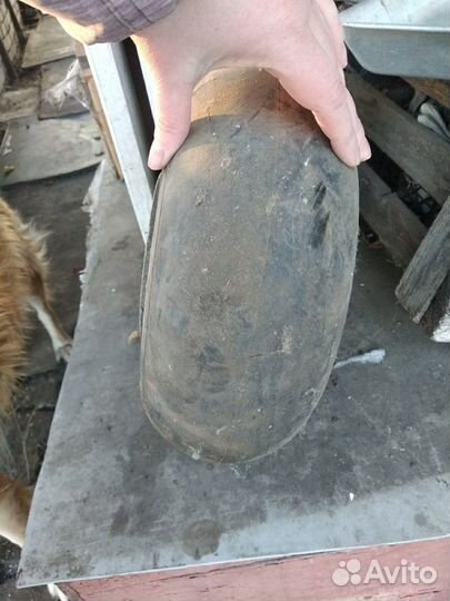 Колесо для тележки