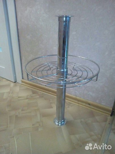 Подставка под фужеры и фрукты