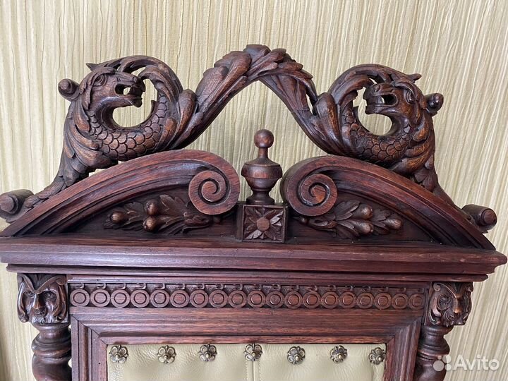 Стул старинный