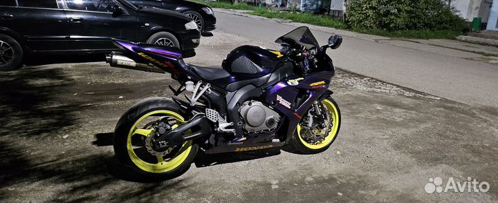 Honda cbr1000rr