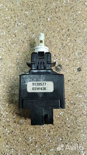 Кнопка стоп сигнала Volvo S40 I