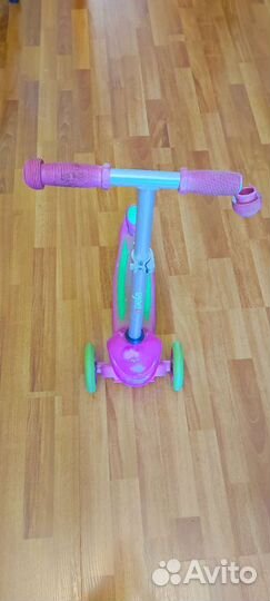 Самокат детский трехколесный