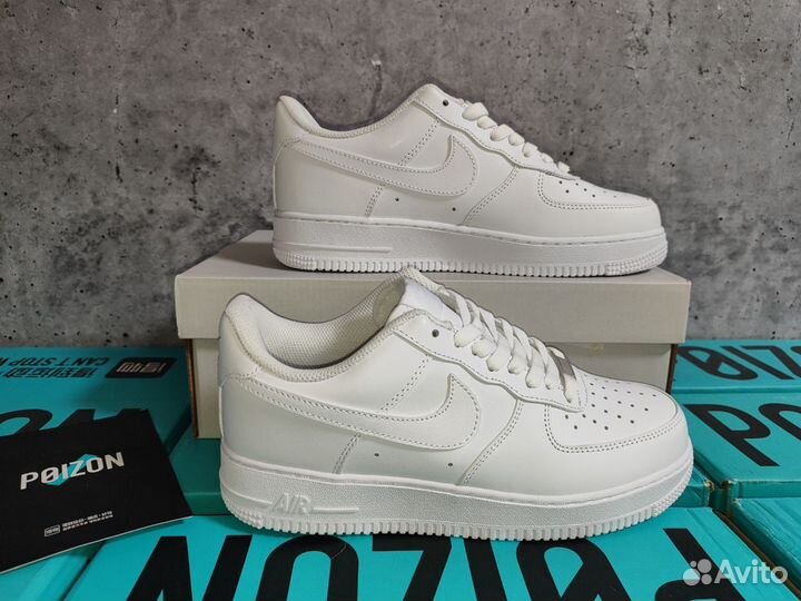 Nike Air Force 1 