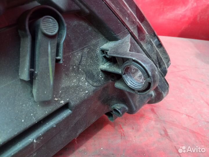 Фара передняя левая Volkswagen Jetta 6 2010-2015