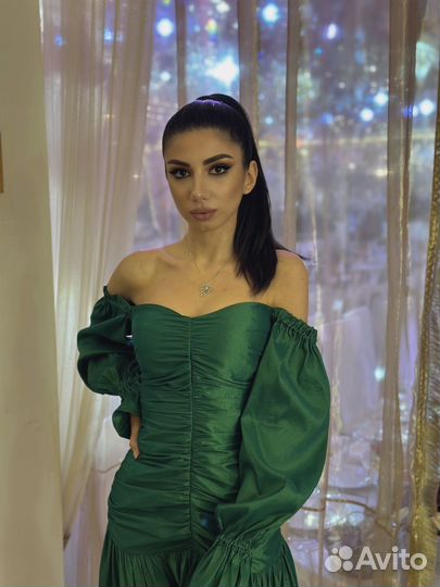 Вечернее платье