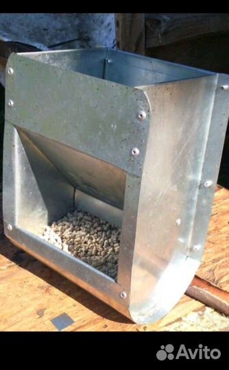 Продаю кормушки