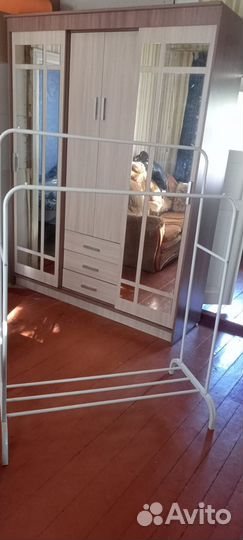 Вешалка напольная