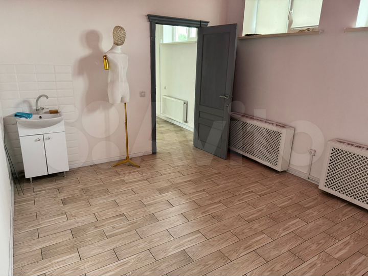 Свободного назначения, 160 м²