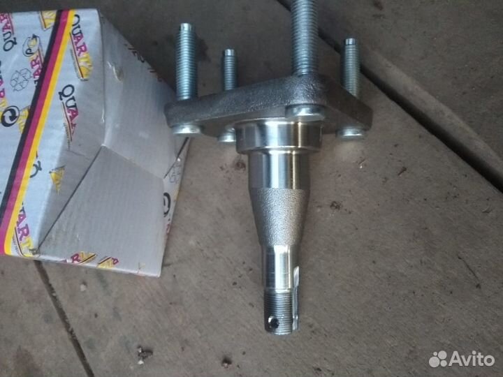 Ось ступицы заднего колеса ланос