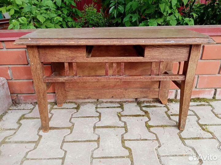 Старинная тумба под зеркало. Лот 1