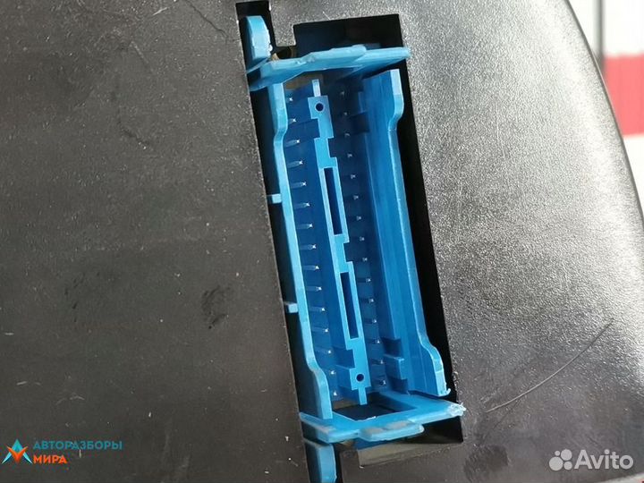 Щиток приборов (приборная панель) Renault Laguna