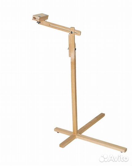 Рабочее место вышивальщицы, держатель для пялец