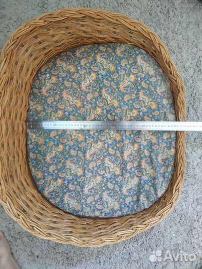 Лежанка для кошек плетеная