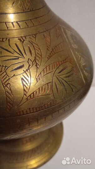 Ваза металлическая