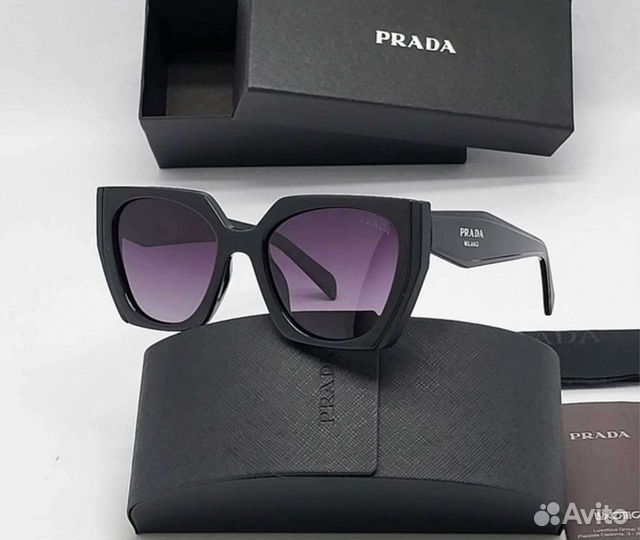 Солнцезащитные очки женские