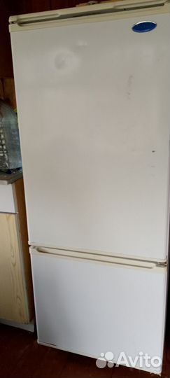 Холодильник Бирюса