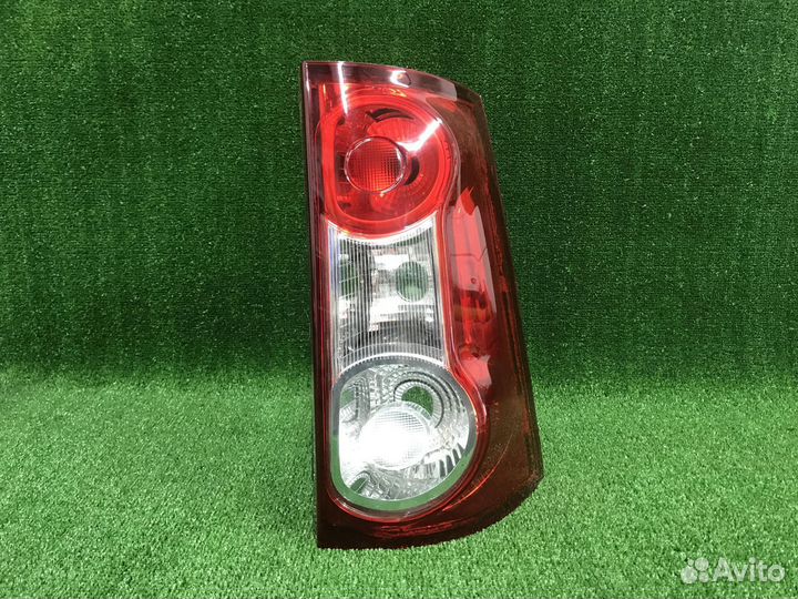 Задний правый фонарь Стоп Лада Ларгус