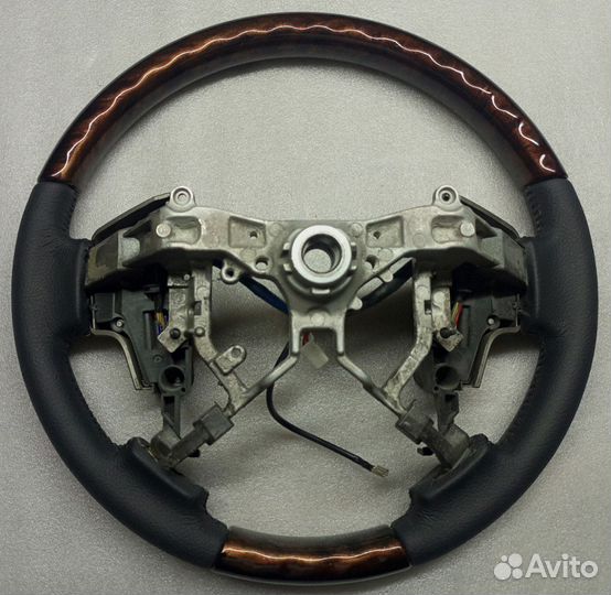 Руль на toyota land cruiser 200