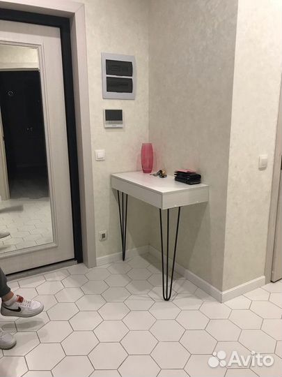 Консольный столик