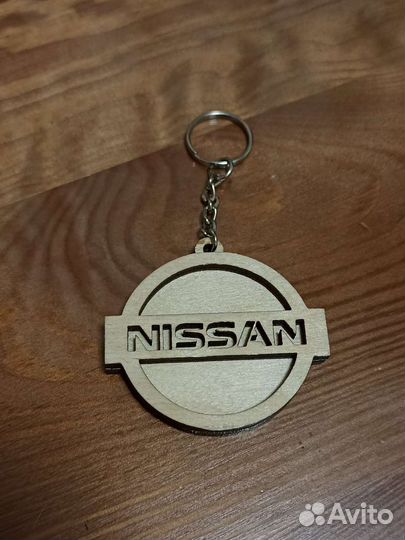 Брелок nissan