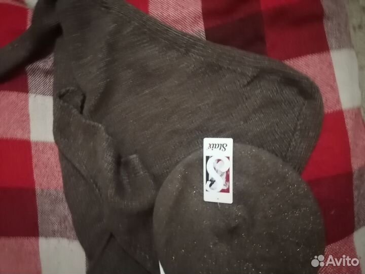 Берет и платок