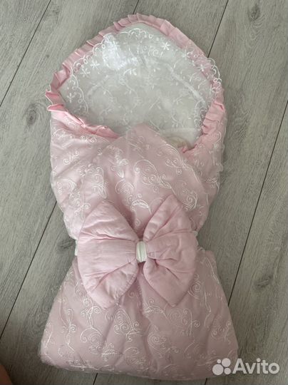 Комплект на выписку для девочки