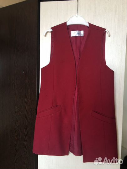 Жилетка для девочки школьная бордовая 122-134