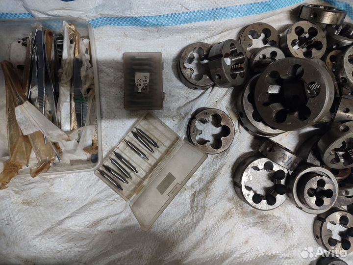 Токарные резцы