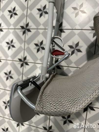 Шезлонг BabyBjorn