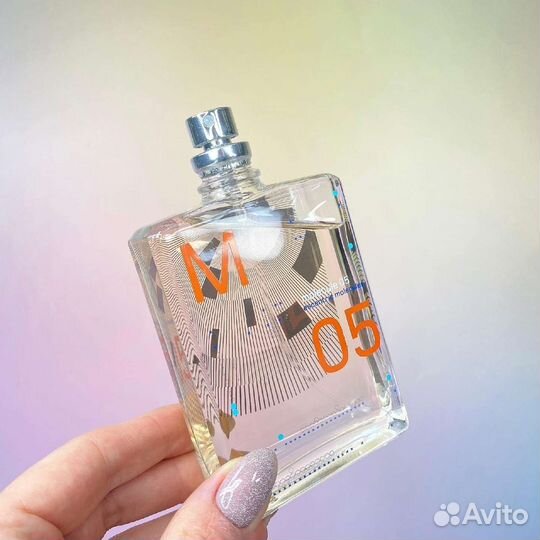 Escentric Molecules Molecule 05