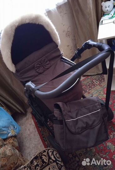 Прогулочная коляска