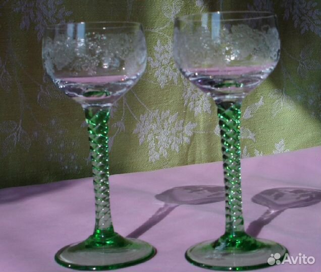 Рюмки двуцветные, антикварные, Богемия