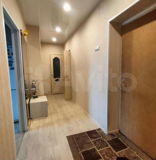 2-к. квартира, 56 м², 4/9 эт.