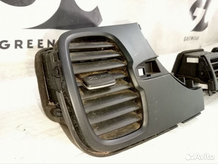 Дефлектор воздушный левый Rio X-Line / 97480h0000