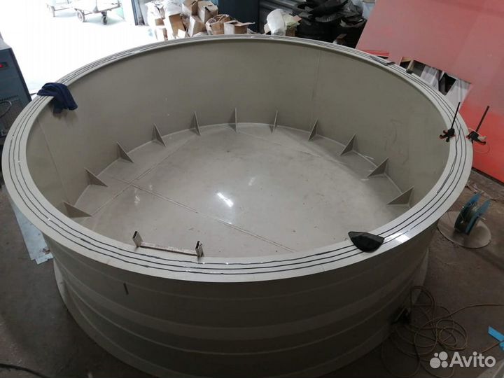 Бак для воды и других жидкостей