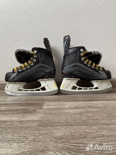 Коньки детские хоккейные Bauer vapor X200
