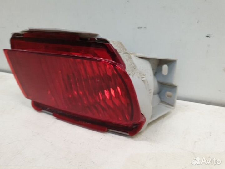 Фонарь противотуманный задний правый Toyota Land