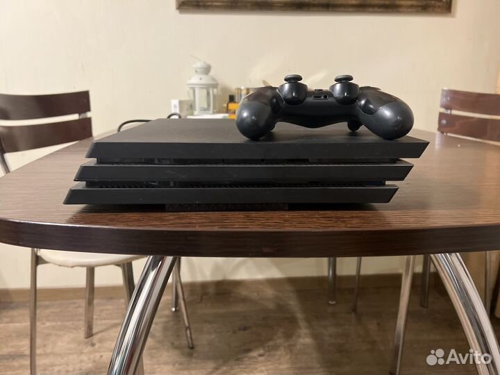 Sony PS4 pro 1tb