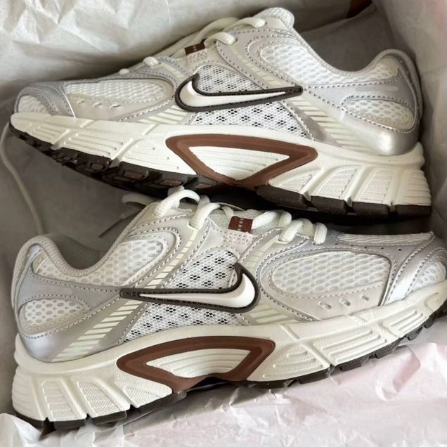 Кроссовки Nike V5 rnr sail fauna brown 37/41
