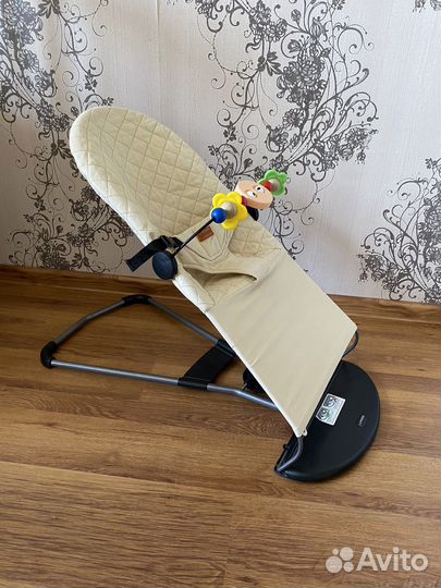 Шезлонг для новорожденных