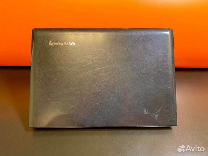 Ноутбук Lenovo i3-4030 4GB/500GB