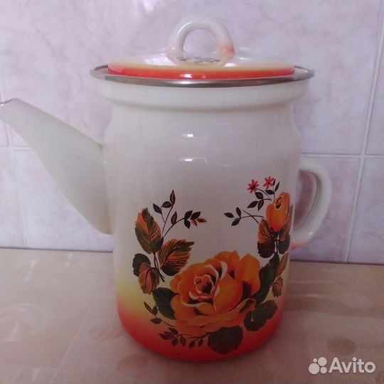 Эмалированная посуда СССР. Набор для чая. Новый