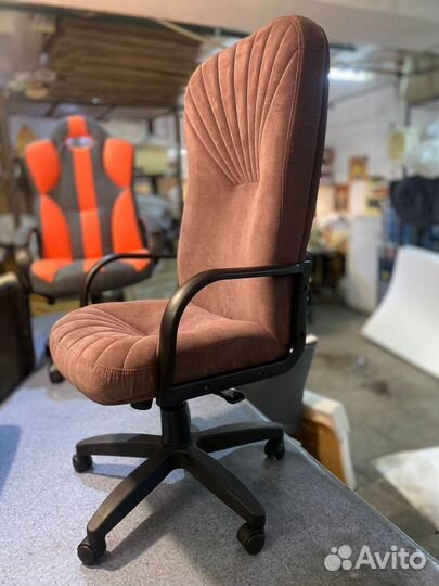 Компьютерное кресло