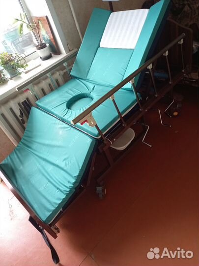Медицинская кровать для лежачих больных бу