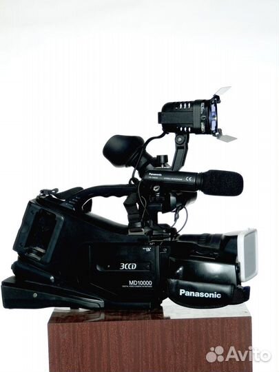 Видеокамера Panasonic NV-MD10000GC