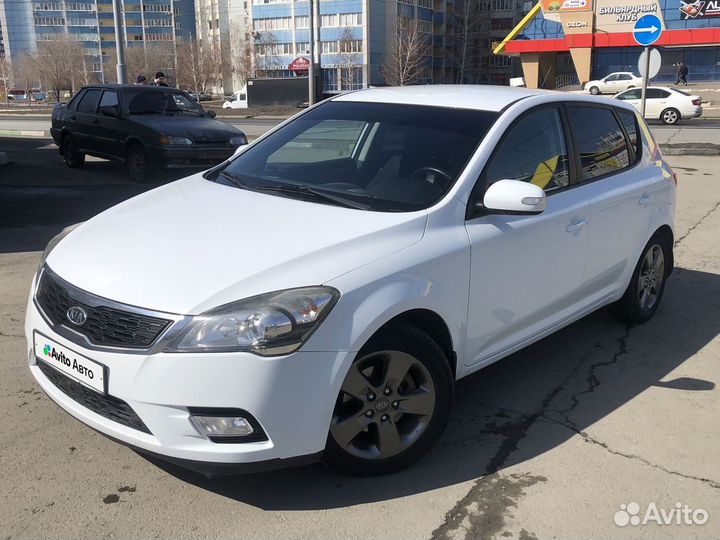 Kia Ceed 1.6 AT, 2011, 105 000 км